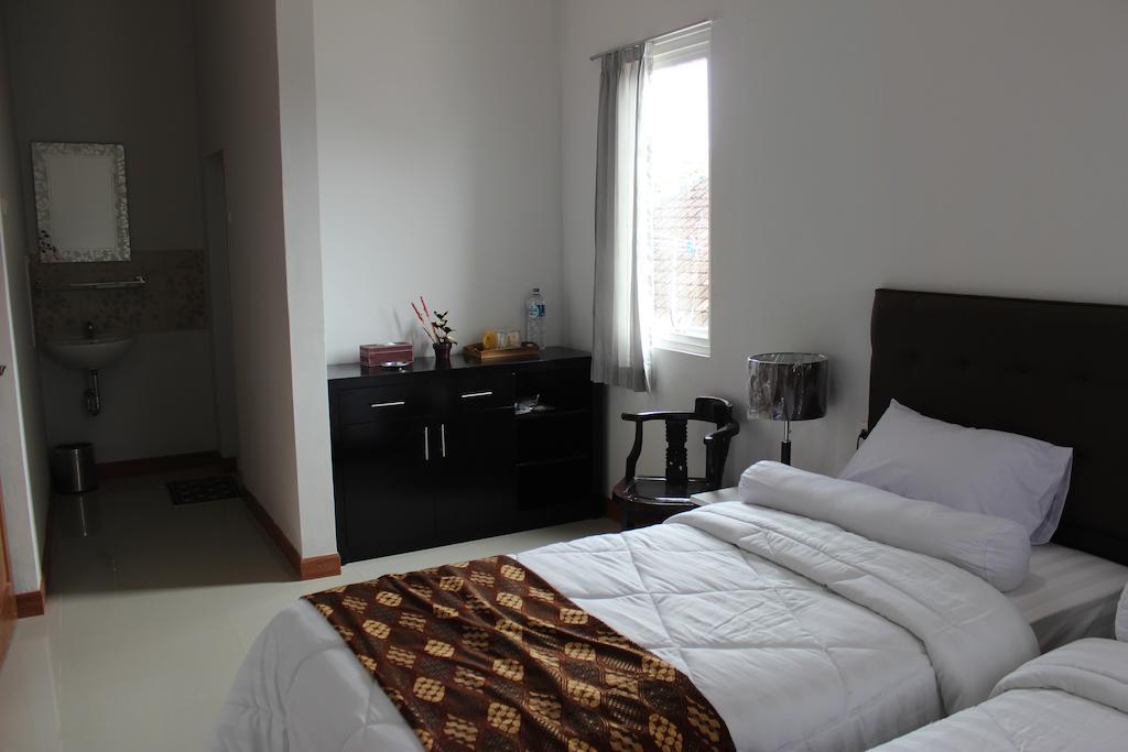 Rene Hotel Yogyakarta Ngoại thất bức ảnh